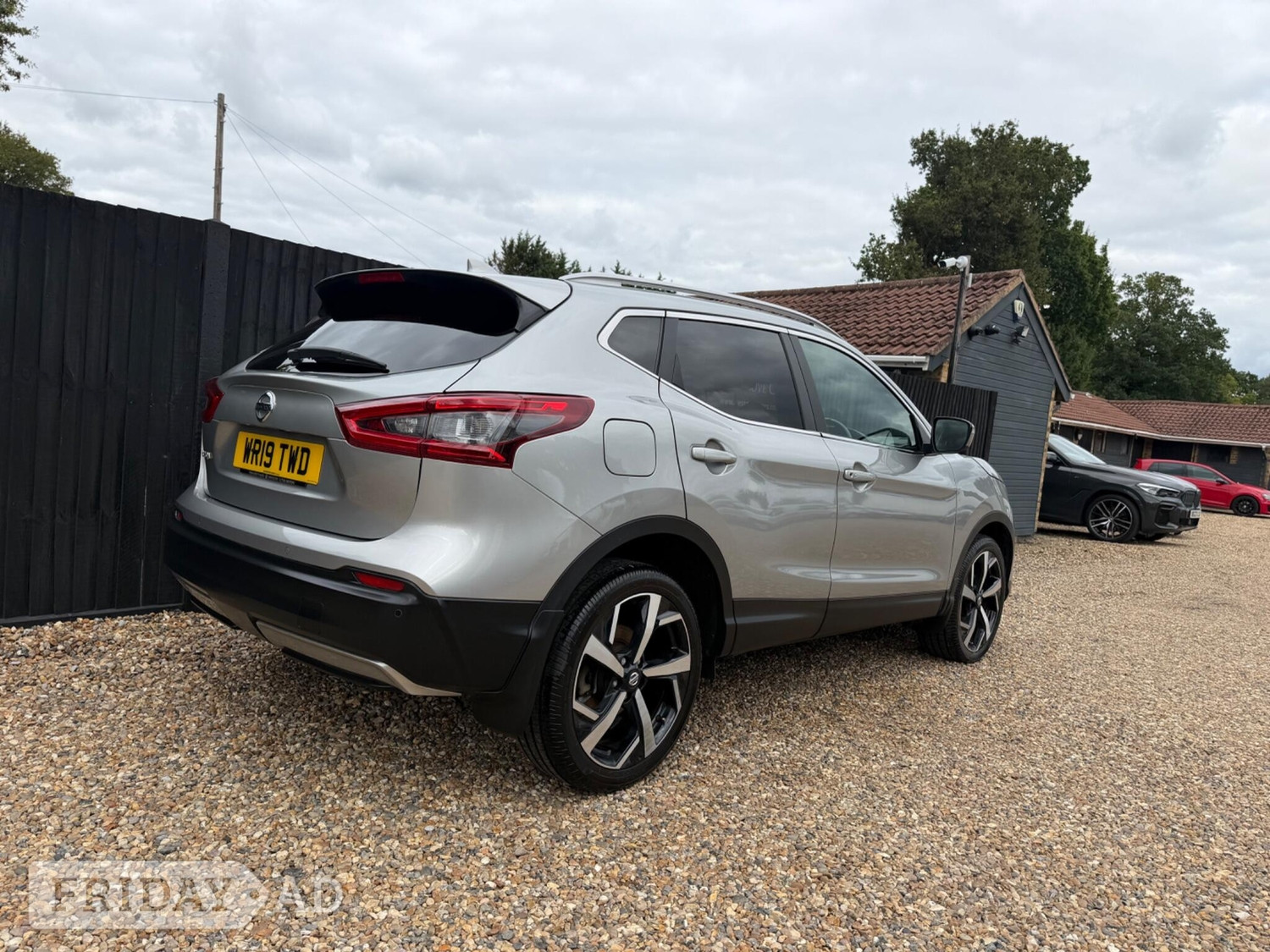 Nissan Qashqai 2019 - Cars in Addlestone
