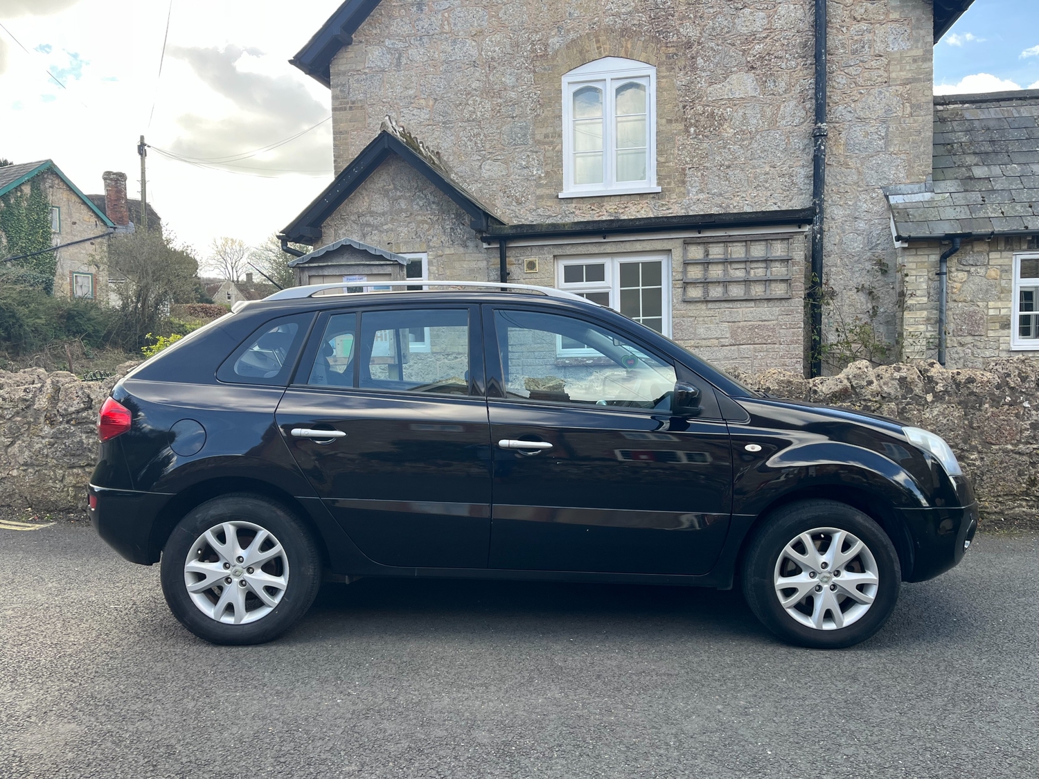 Renault Koleos Newport