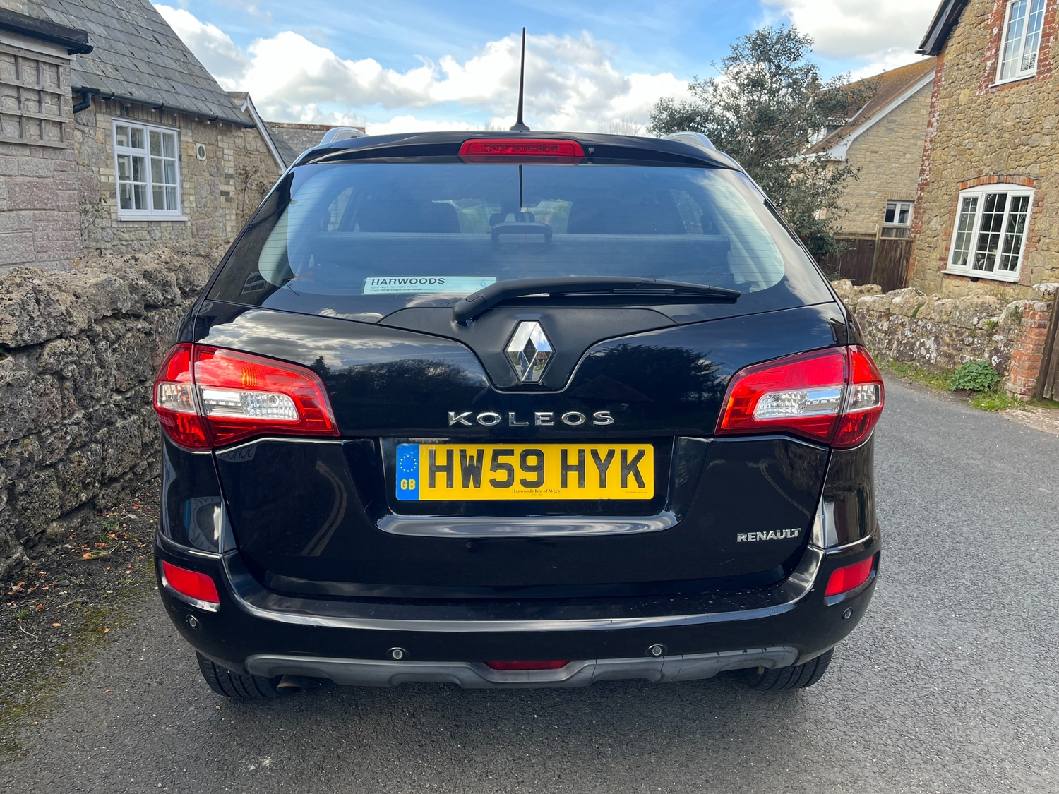 Renault Koleos 2010 - Cars