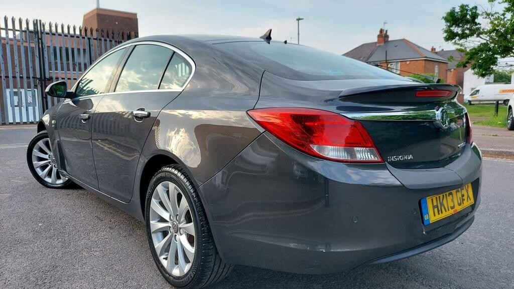 Vauxhall Insignia Leicester