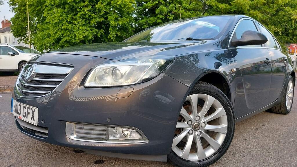 Vauxhall Insignia 2013 - Cars in Leicester