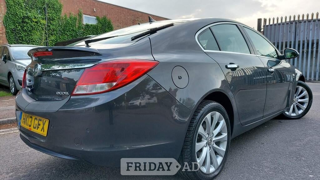 Vauxhall Insignia 2013 in Leicester