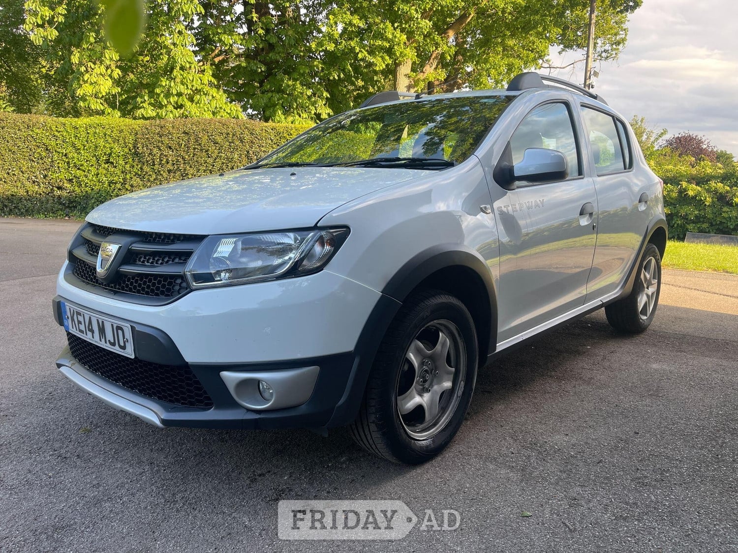 Dacia Sandero Stepway 2014 - Cars in Uxbridge
