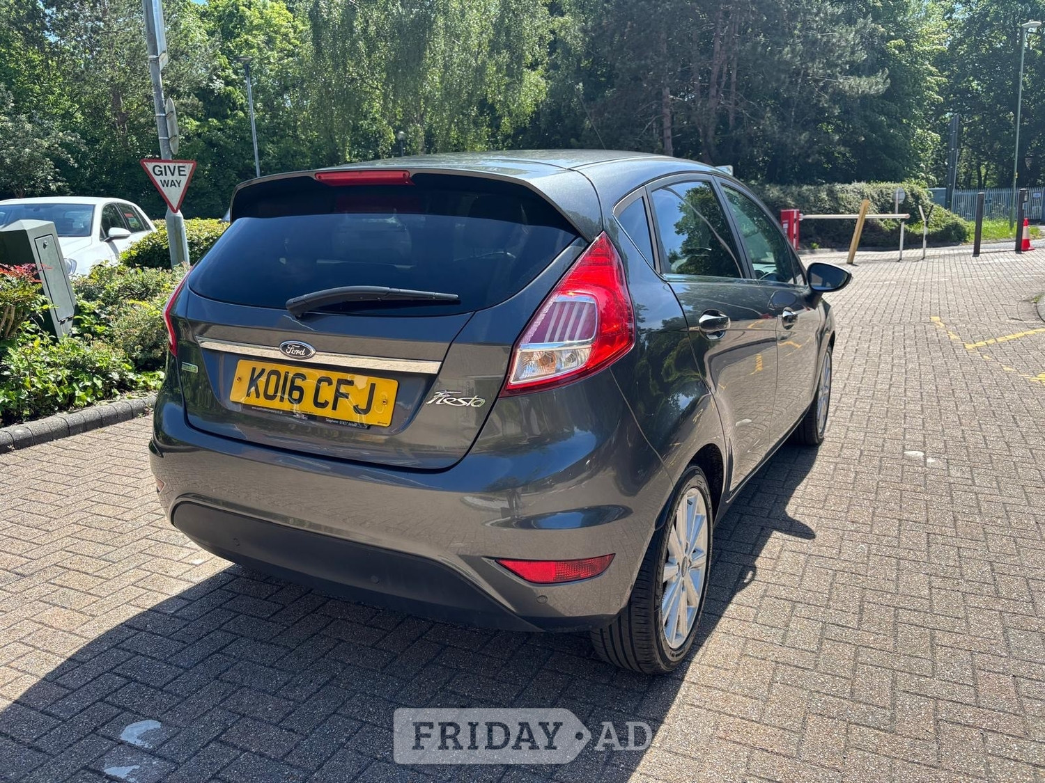 Ford Fiesta 2016 - Cars in Fareham
