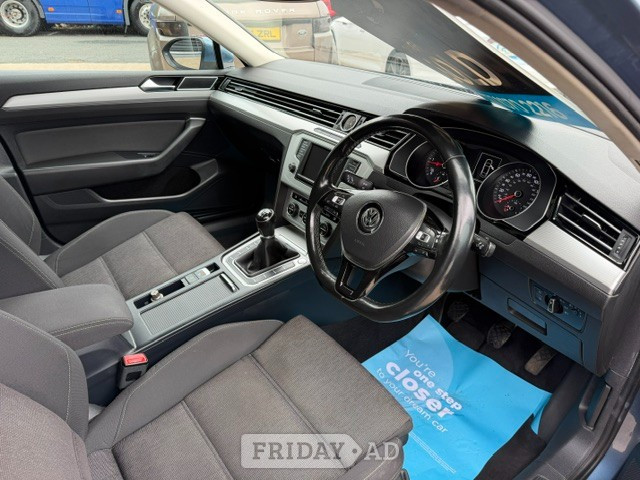 Volkswagen Passat 2015 - Cars