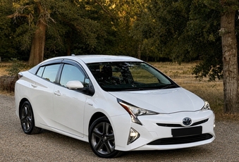 Toyota Prius 2019