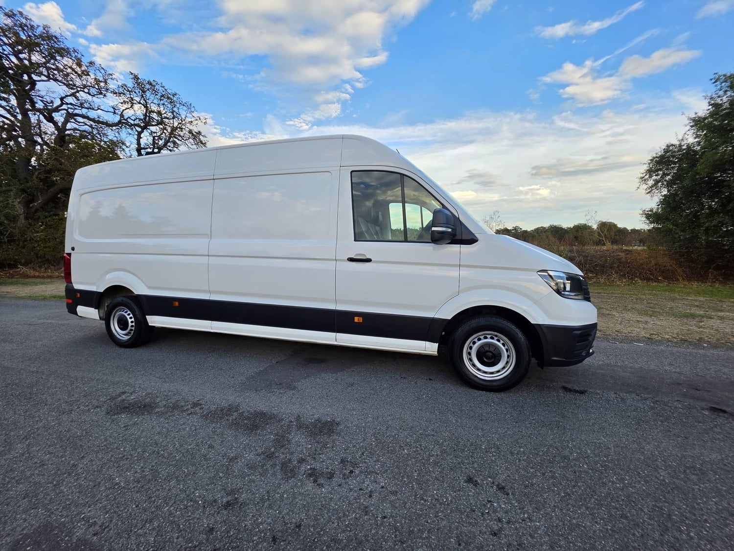 Volkswagen Crafter 2022 - Vans & Commercial Vehicles in Slough
