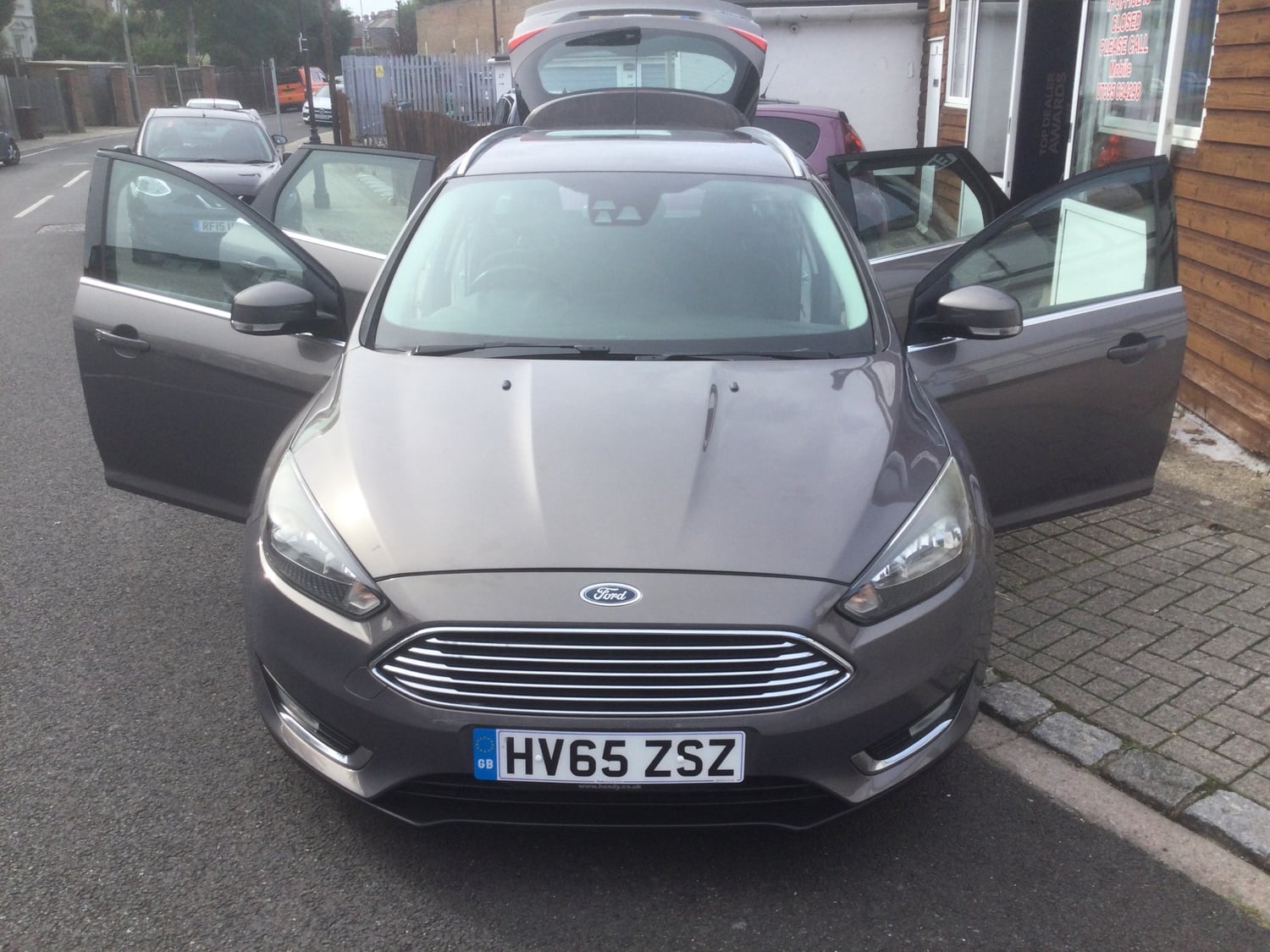 [ berth ]Ford Focus