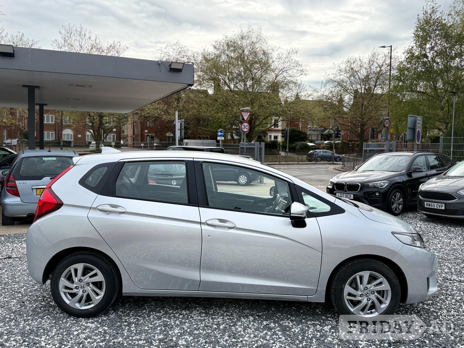 Honda Jazz 2016 - Cars in Bedford