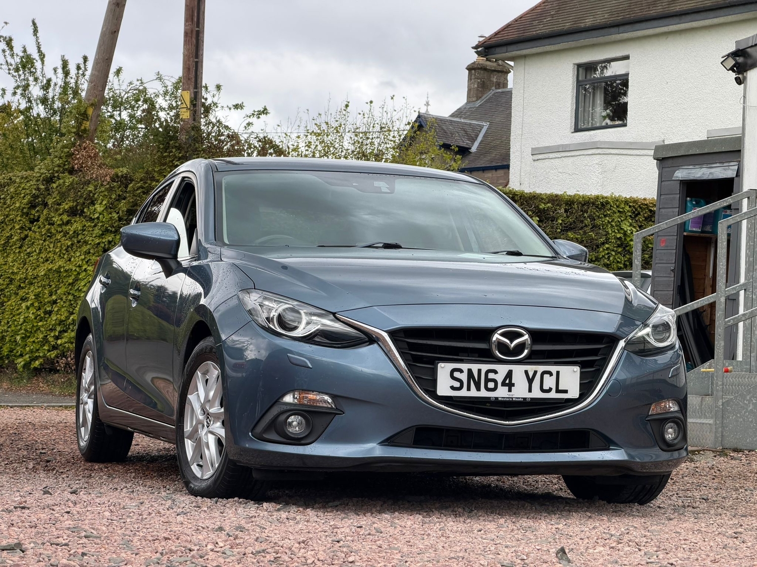 Mazda 3 2014 - Cars in Blairgowrie
