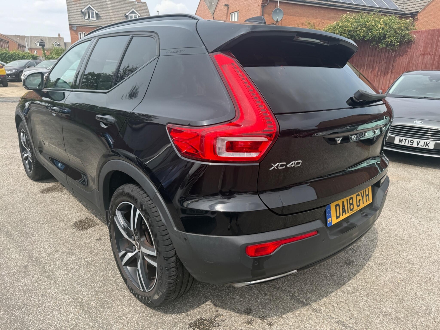 Volvo XC40 2018 - Cars in Buckingham