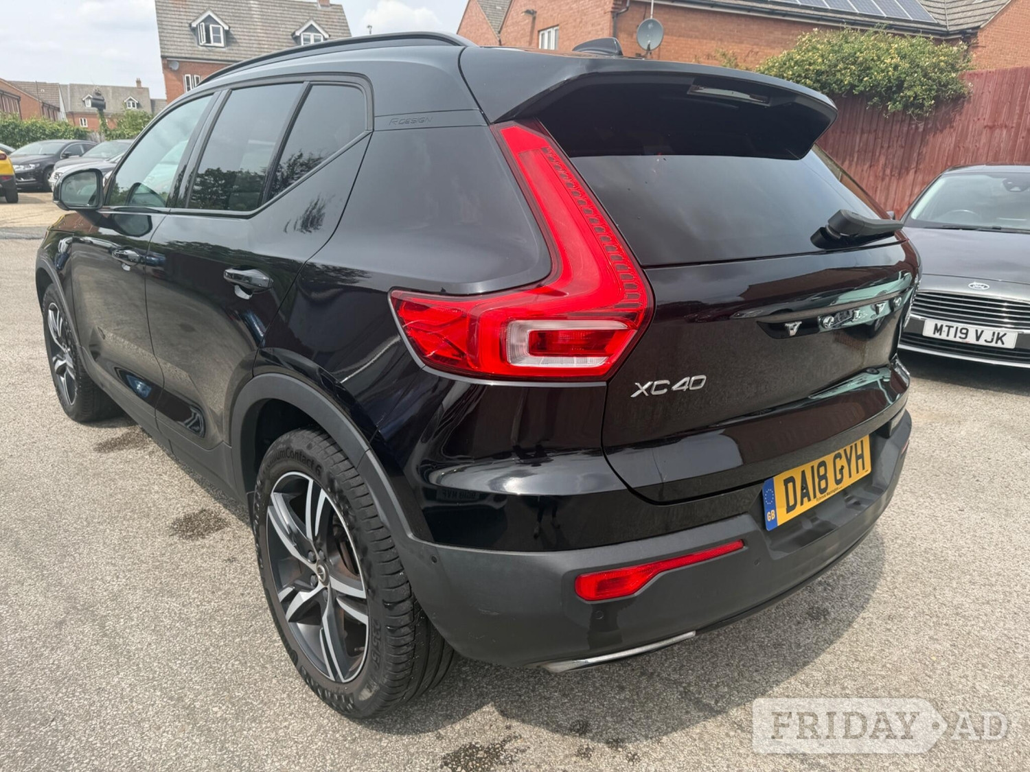 Volvo XC40 2018 - Cars in Buckingham