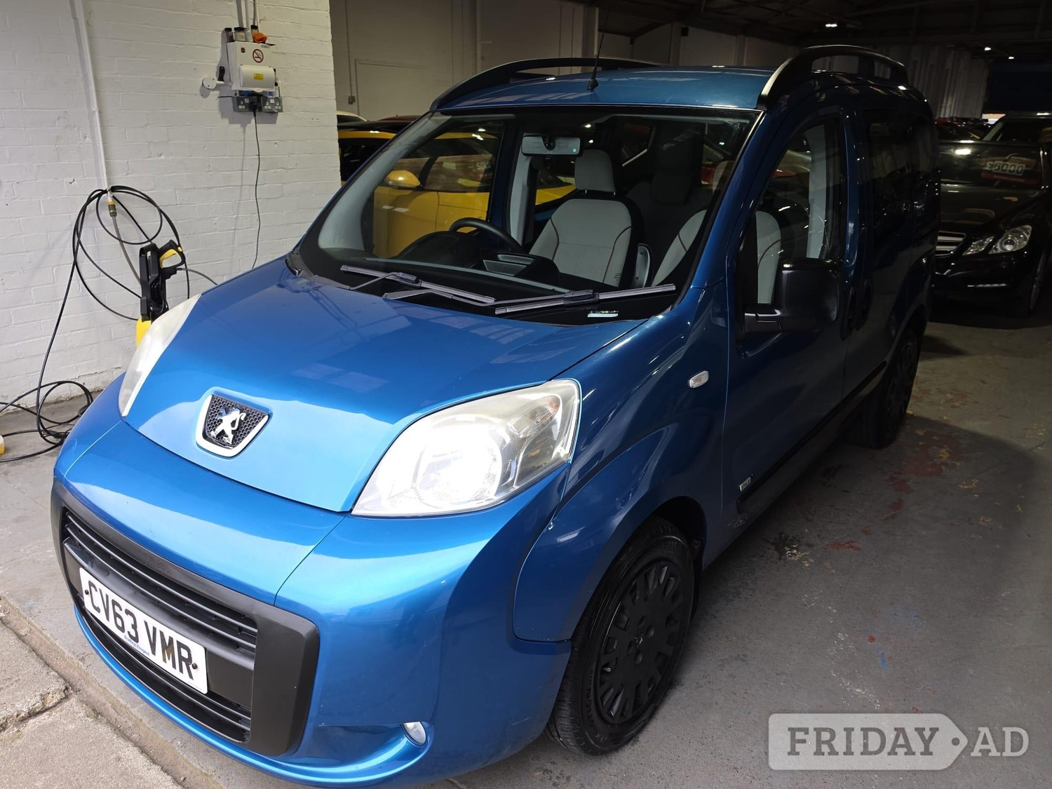 [ berth ]Peugeot Bipper Tepee