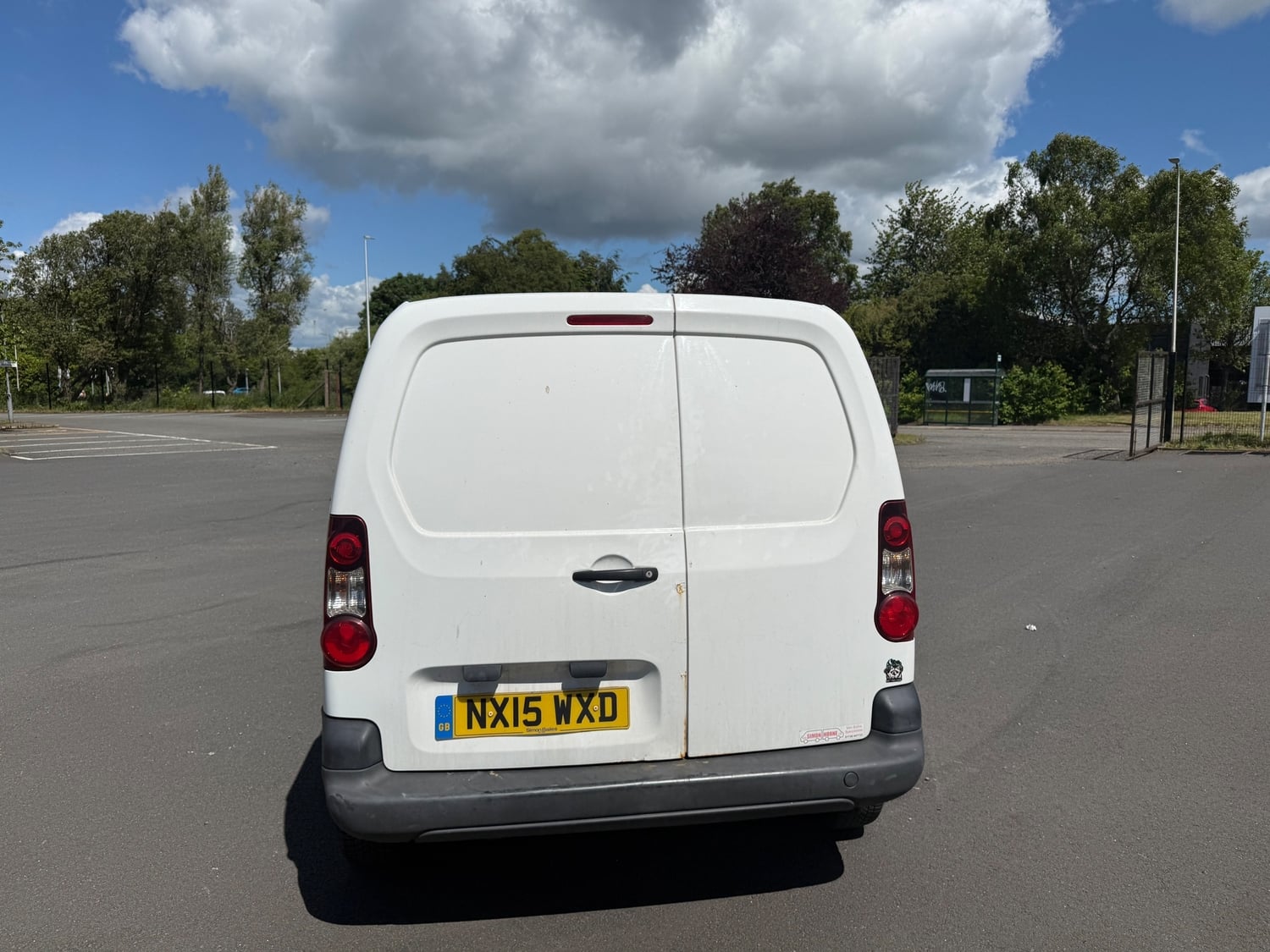 Peugeot Partner 2015 - Vans & Commercial Vehicles