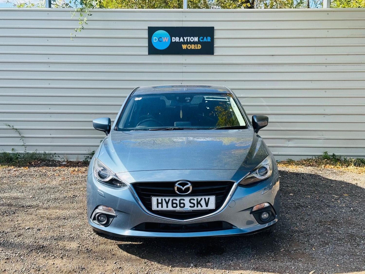 [ berth ]Mazda 3