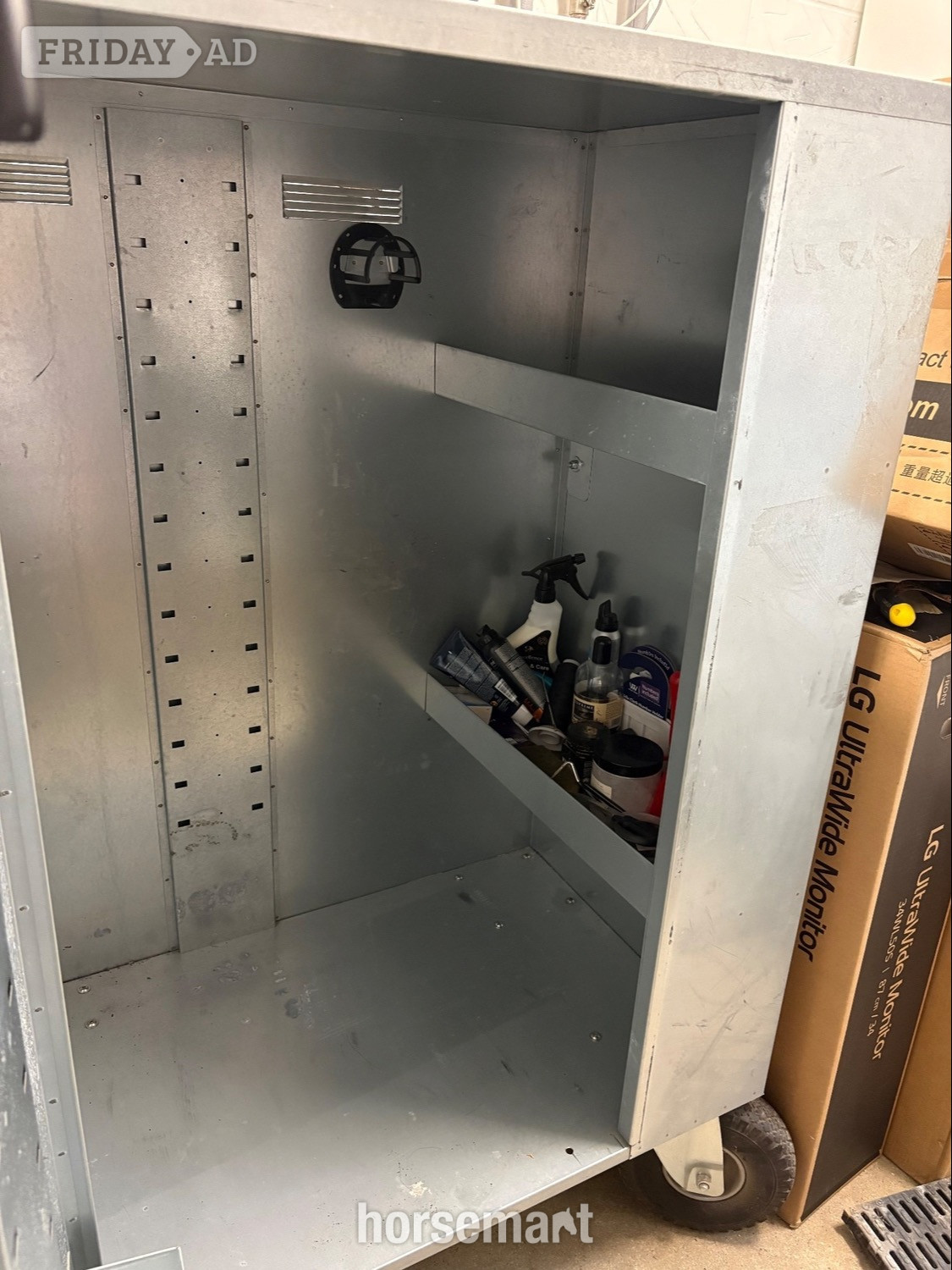 Richmond upon Thames Large Mobile Tack Locker