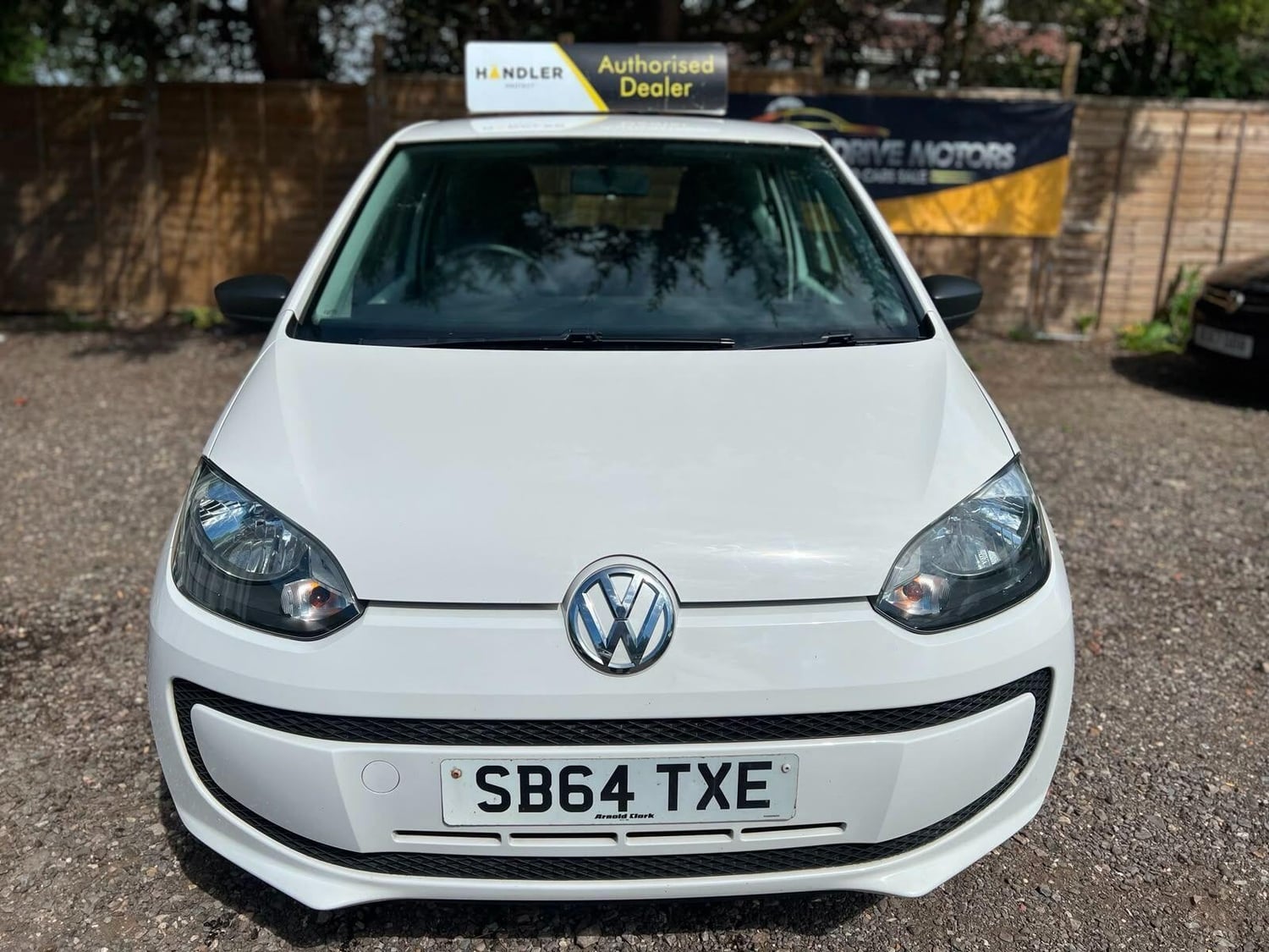 Volkswagen UP! 2014 - Cars