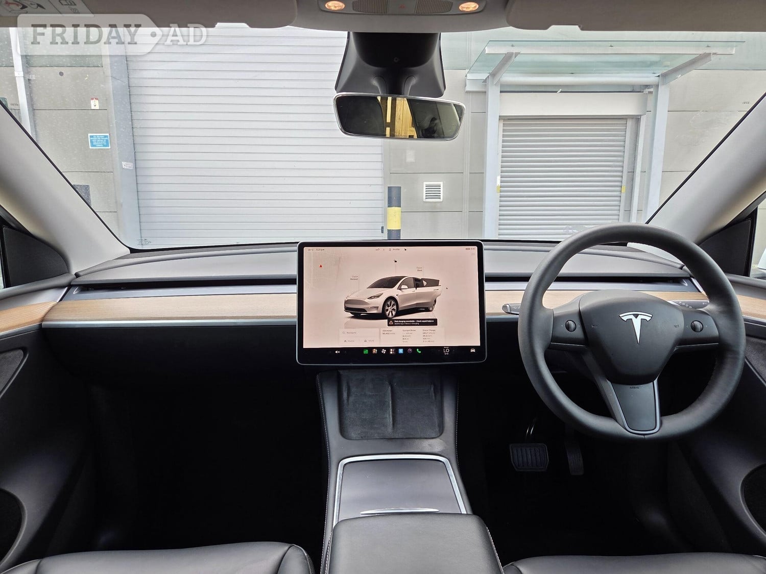 Tesla Model Y 2022 - Cars in Slough