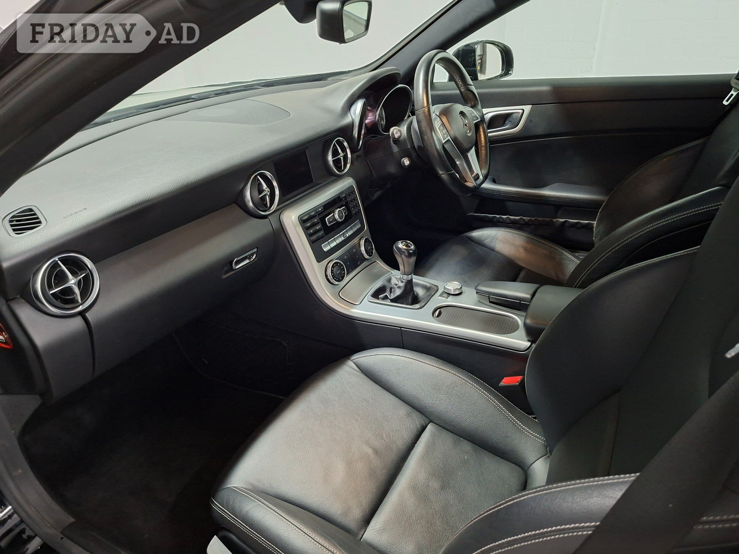 [ berth ]Mercedes-Benz SLK