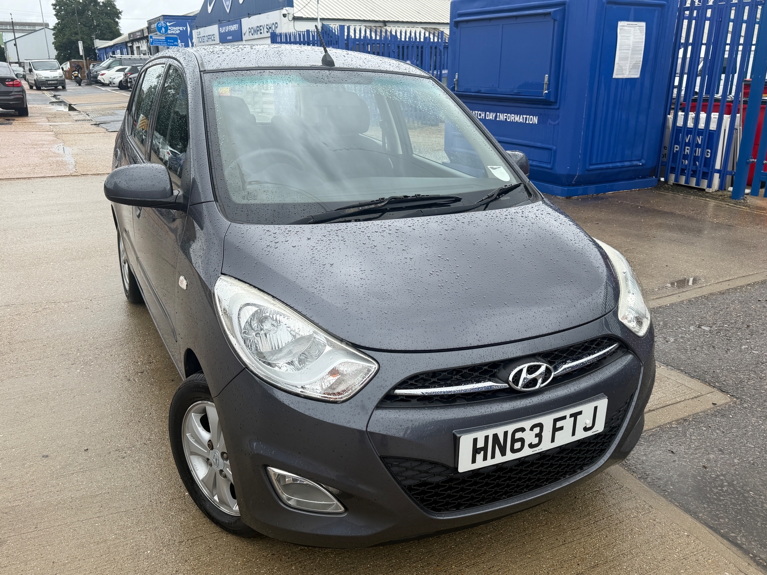 Hyundai i10 2013 - Cars
