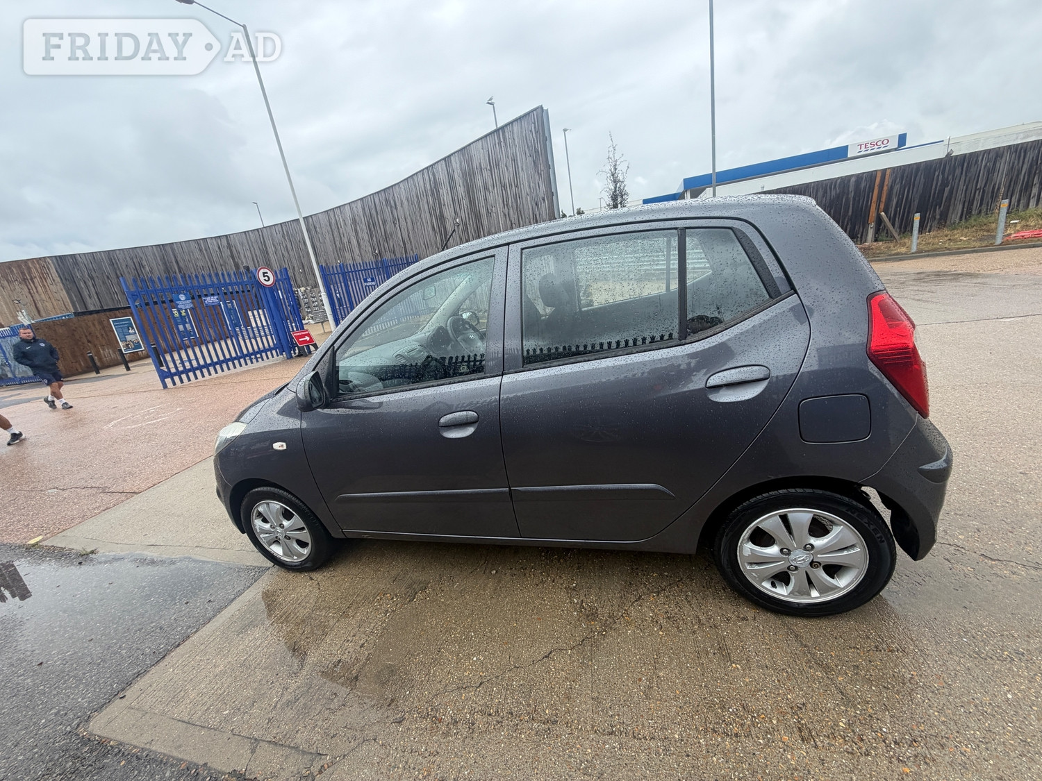 Hyundai i10 2013 - Cars in Portsmouth