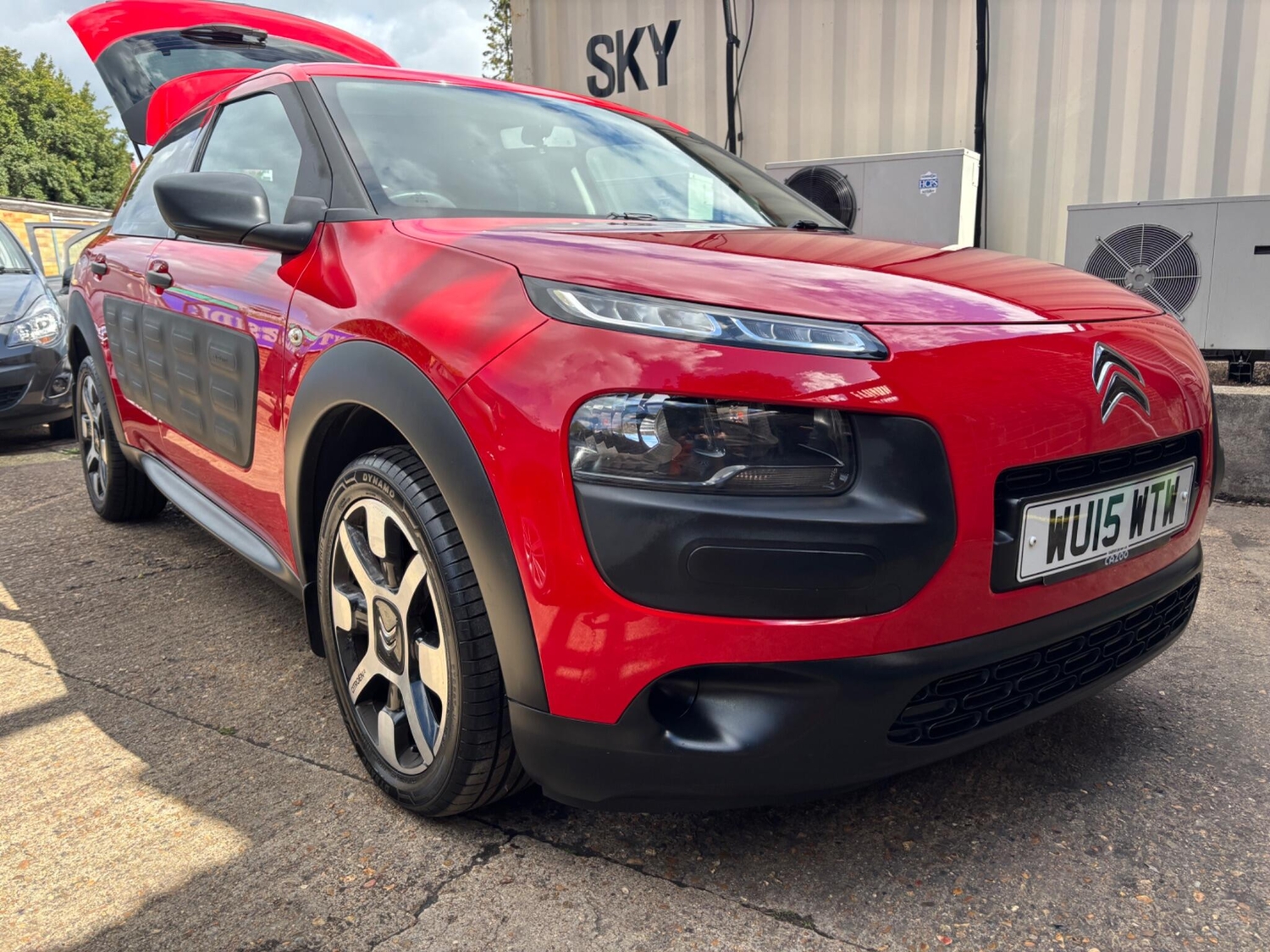 [ berth ]Citroen C4 Cactus