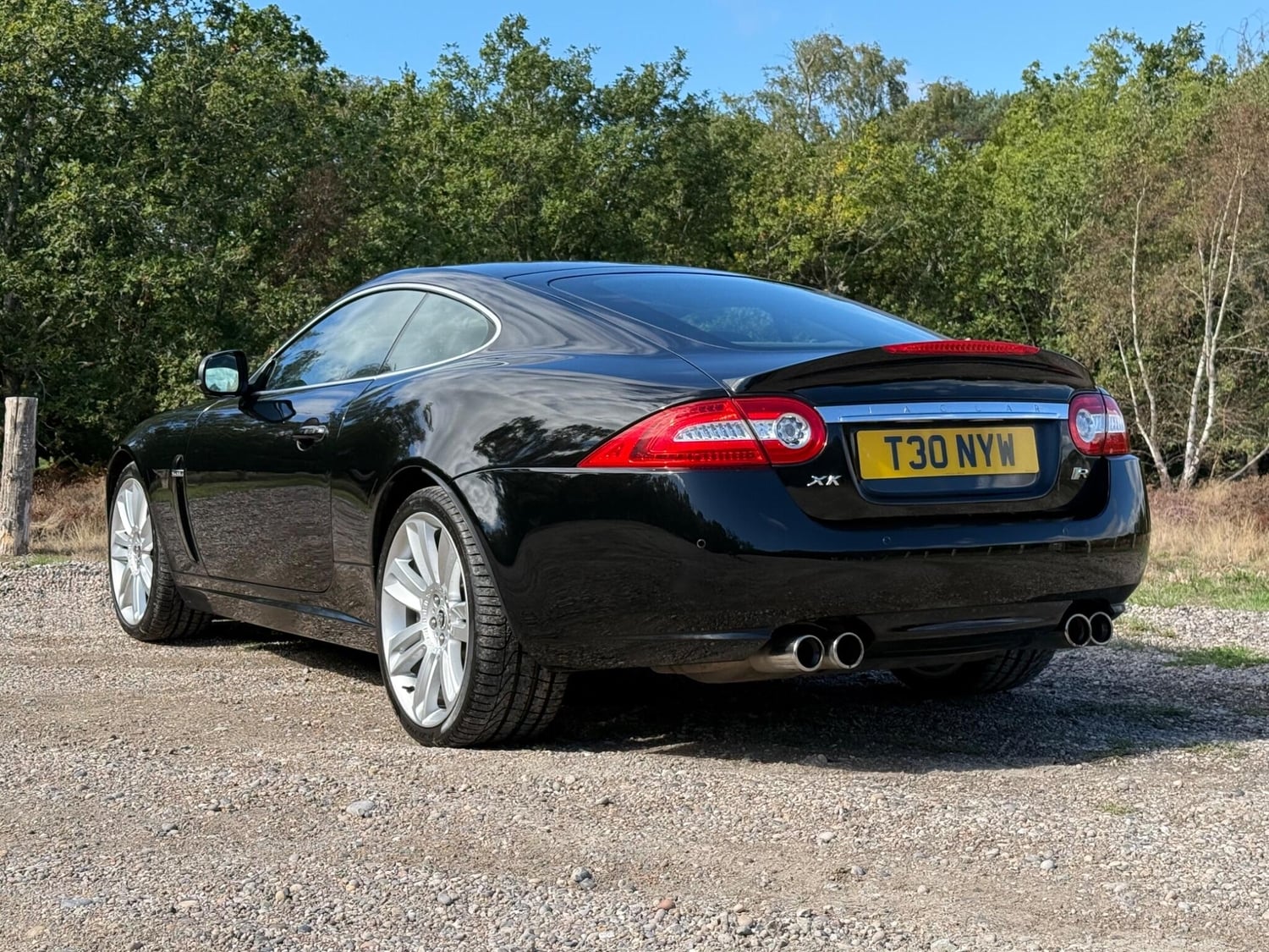 Jaguar XKR 2010 - Cars