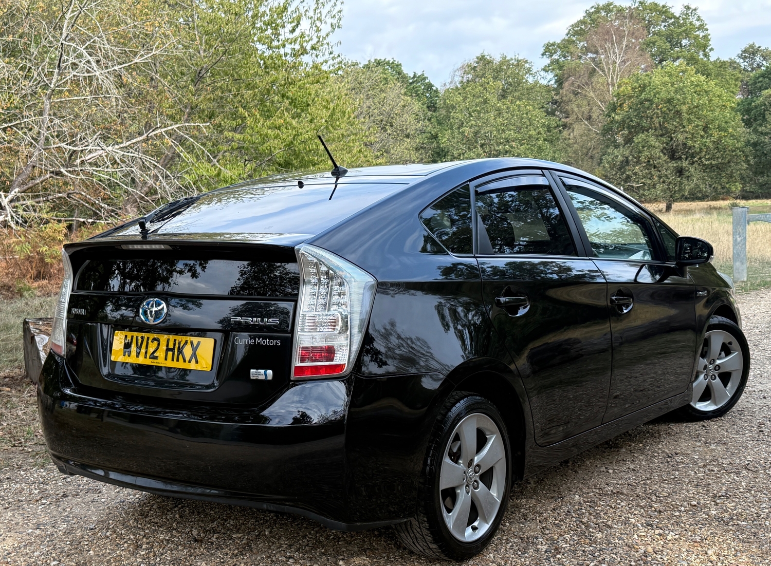 Toyota Prius 2012 - Cars in Slough