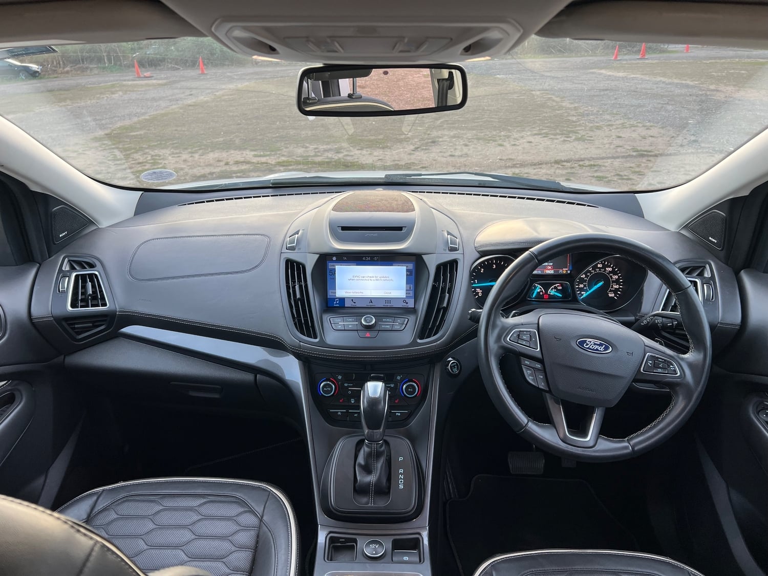 Ford Kuga 2018 - Cars