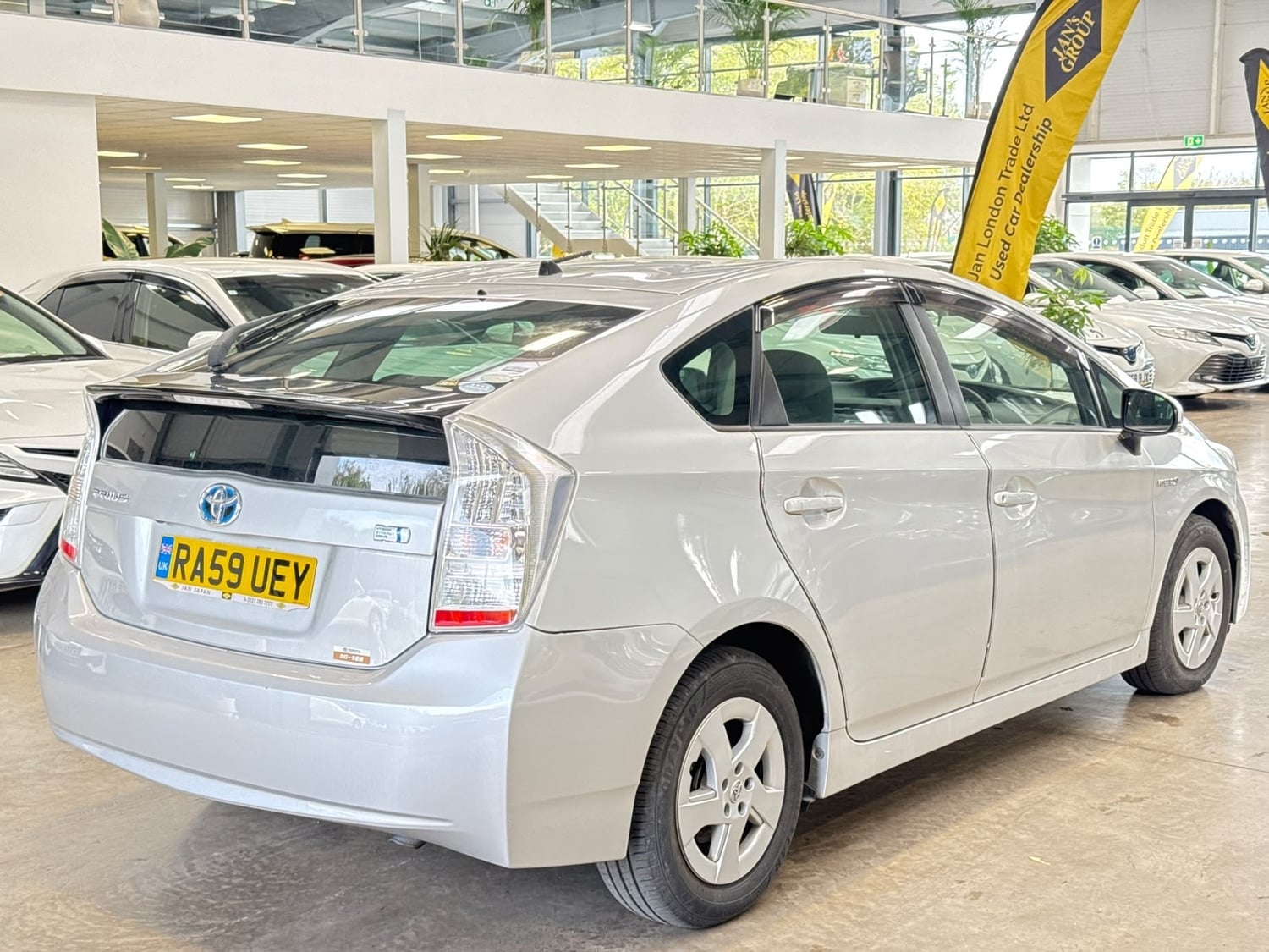 [ berth ]Toyota Prius