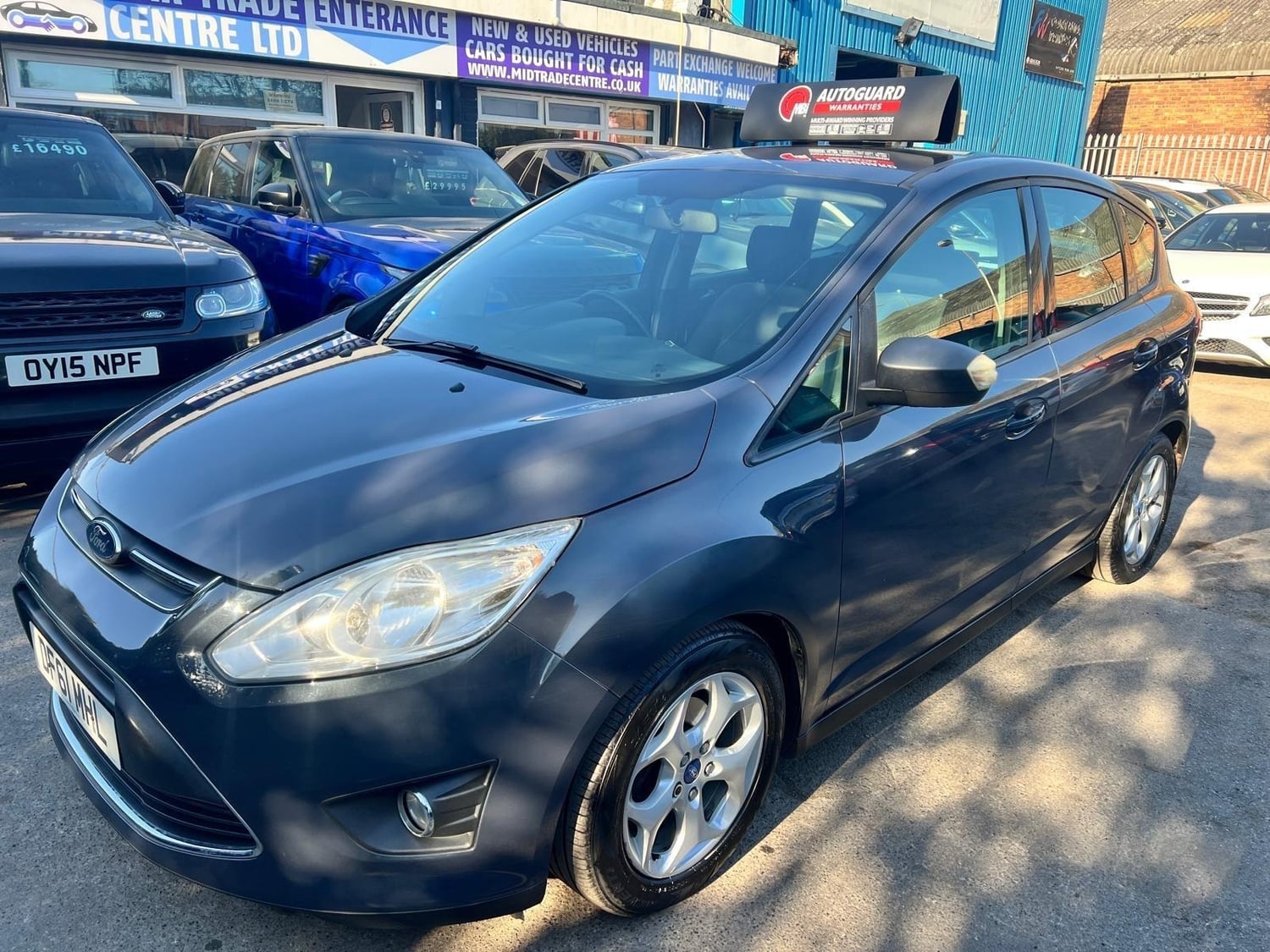 [ berth ]Ford C-MAX