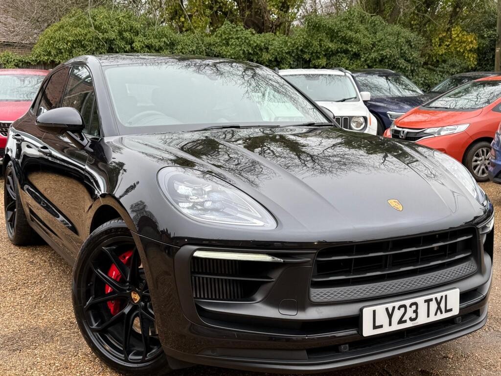 Porsche Macan 2023 - Cars