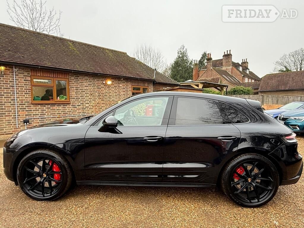 Porsche Macan 2023 in Peterhead