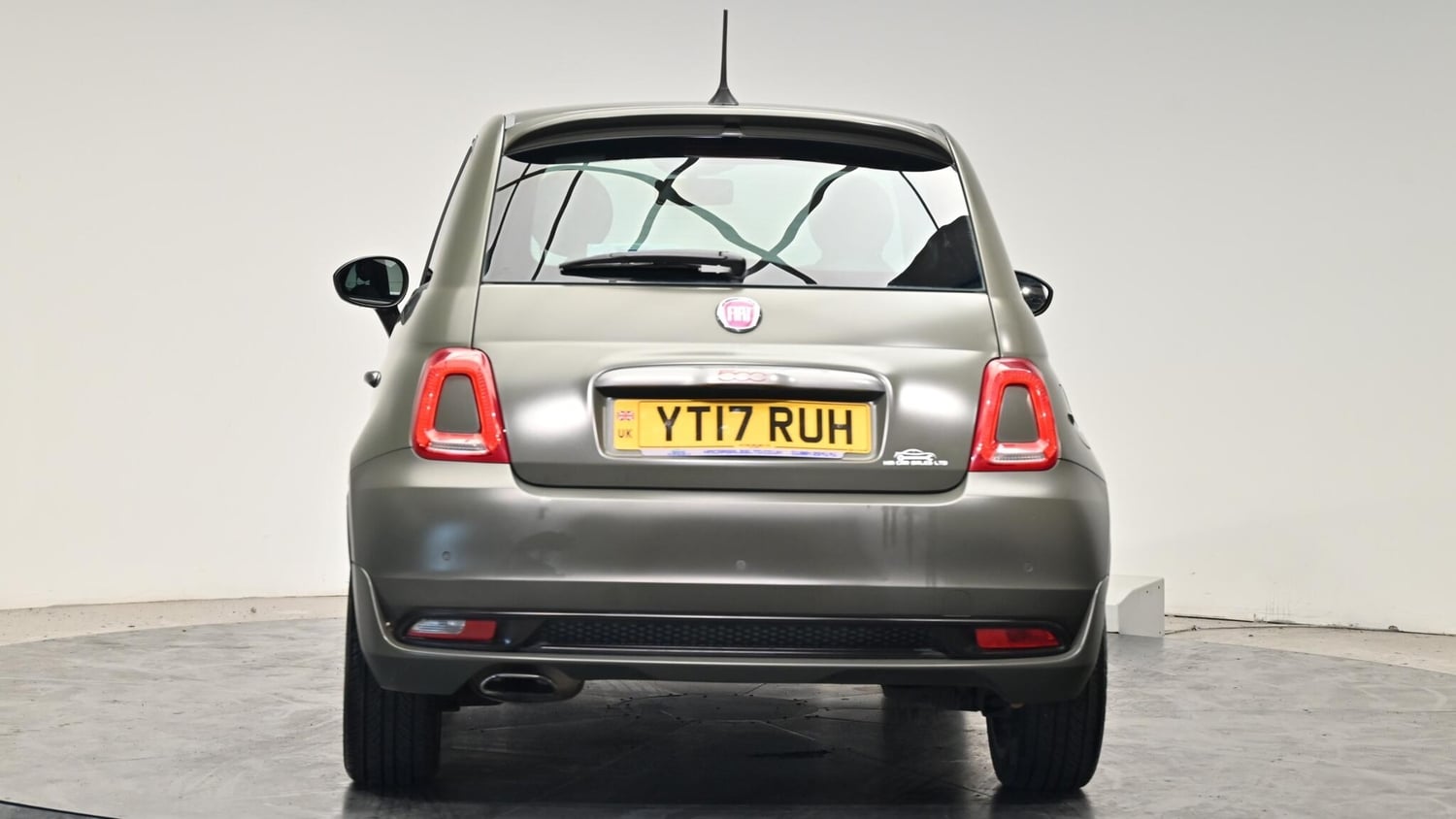 Fiat 500 2017 - Cars