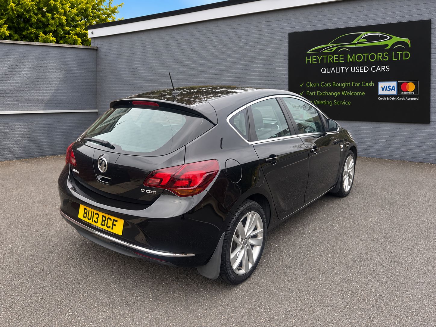 [ berth ]Vauxhall Astra