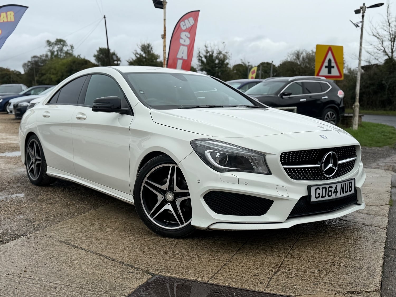 [ berth ]Mercedes-Benz CLA Class