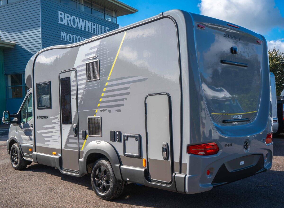 [4 berth ]Swift Trekker 540