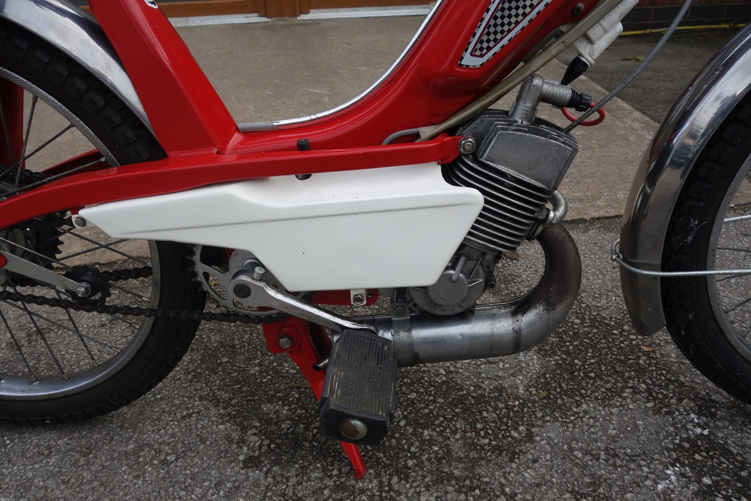 Mobylette Motobecane 1974 - Motorbikes, Scooters & Quads
