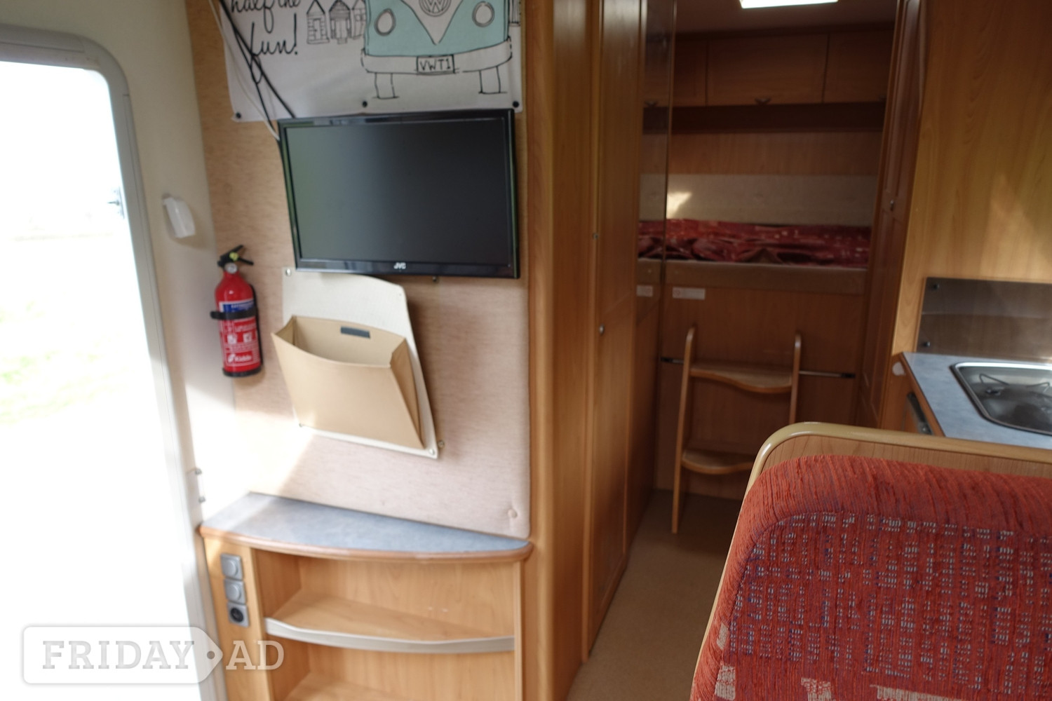 Burstner Argos A747-2 G 2004 - Motorhomes & Caravans in Pershore