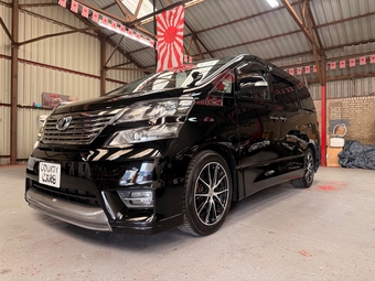 Toyota Vellfire 2009