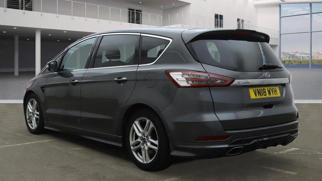 [ berth ]Ford S-Max