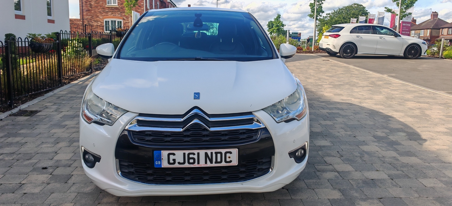 [ berth ]Citroen DS4