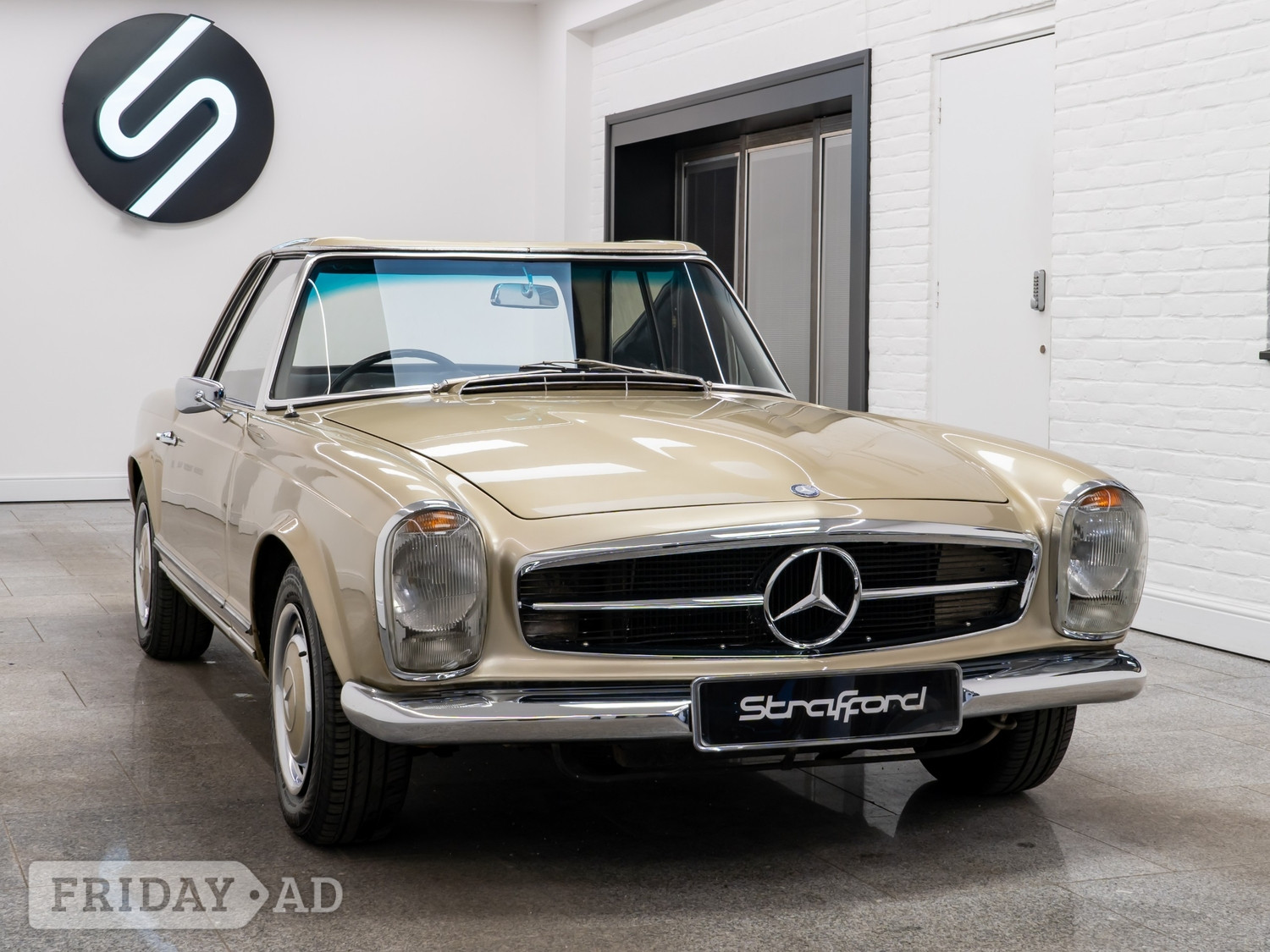 Mercedes-Benz 250 Brighton