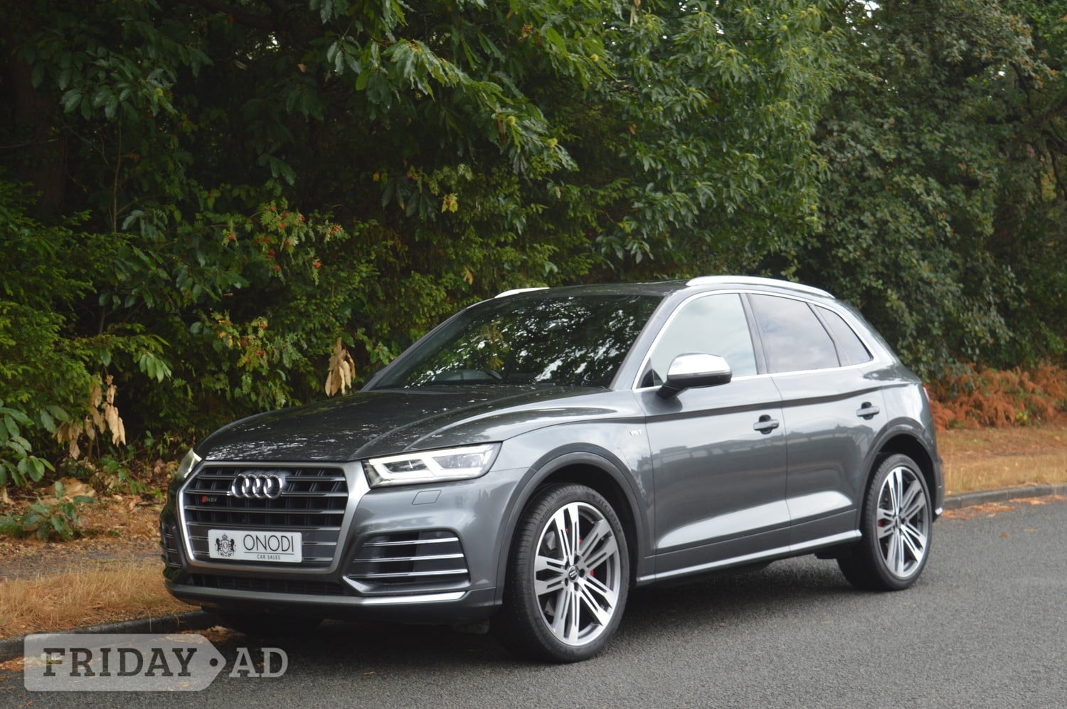 [ berth ]Audi SQ5