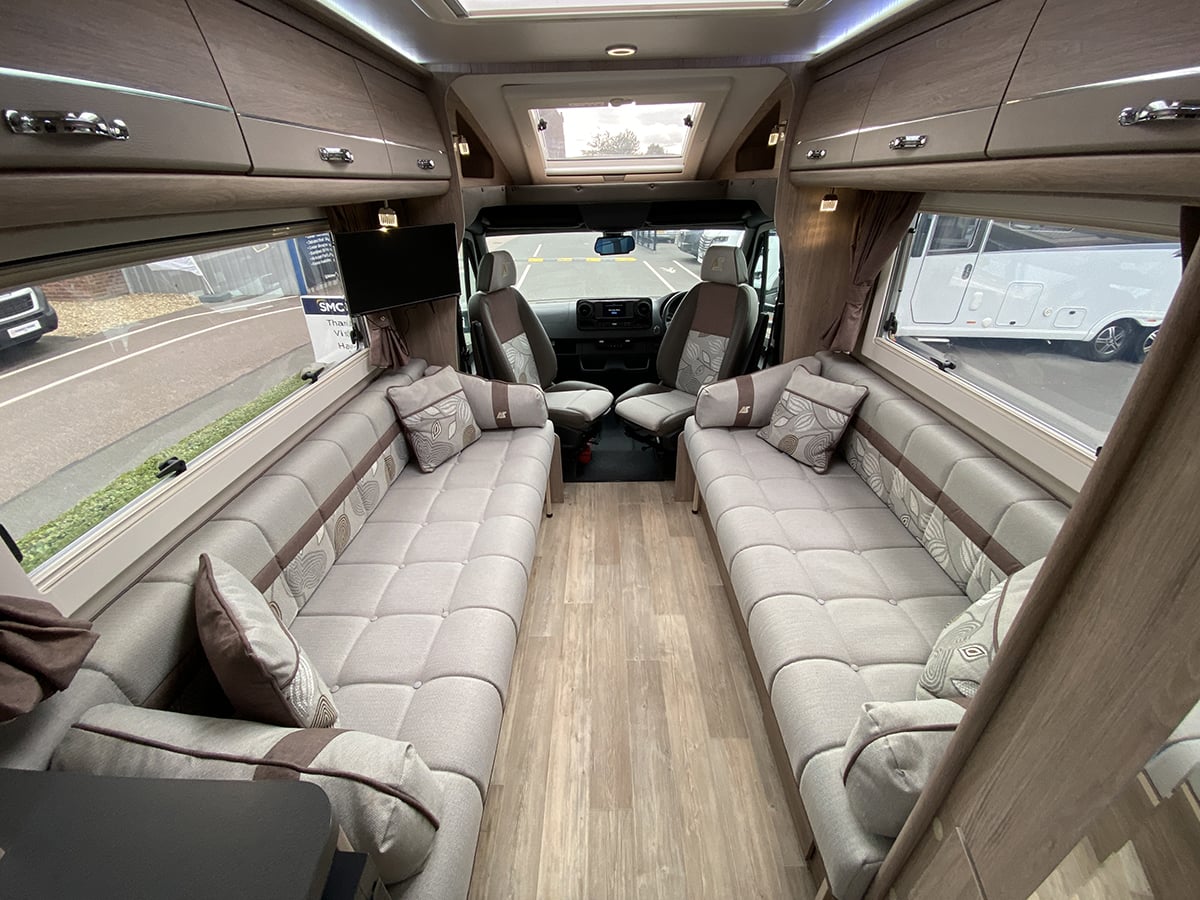 Auto-Sleepers Bourton 2022 for sale - Motorhomes & Caravans in Newark