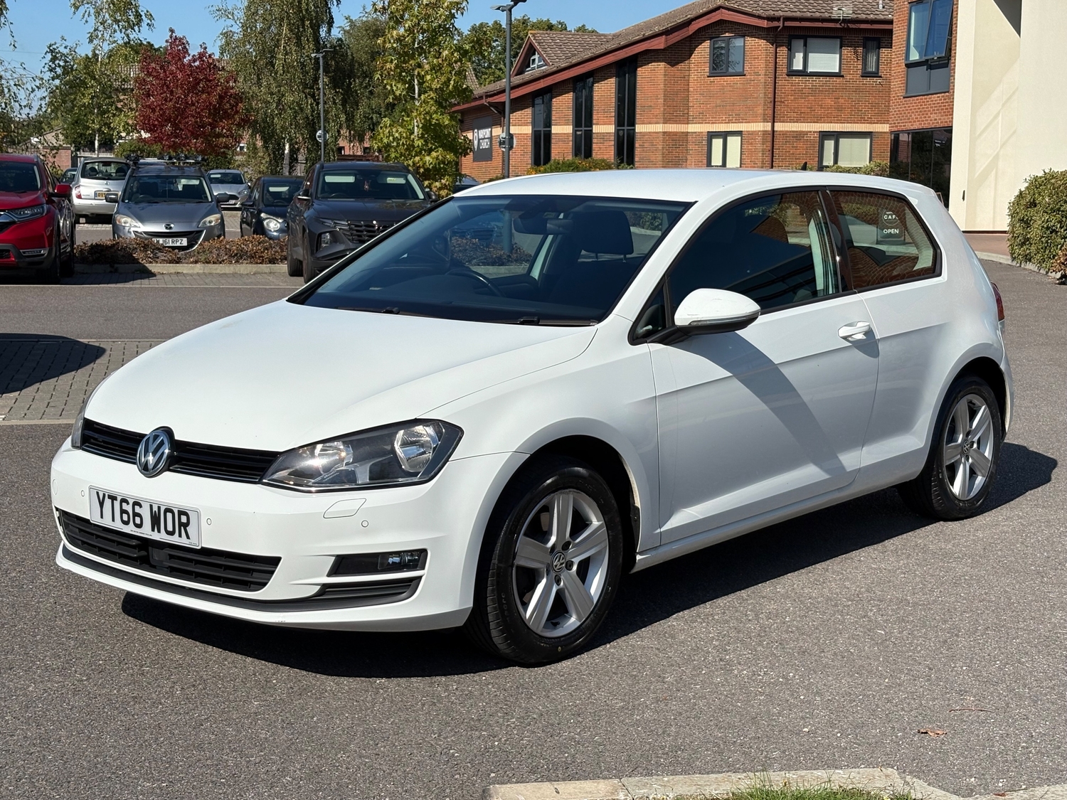 [ berth ]Volkswagen Golf