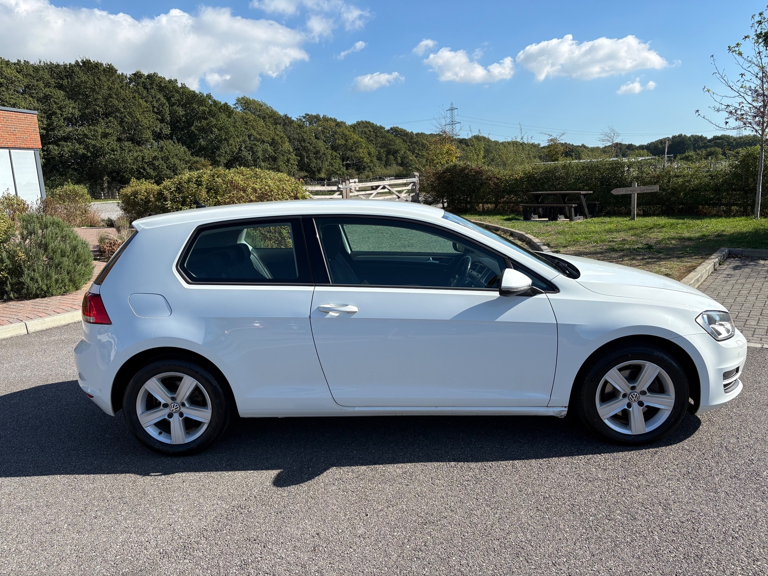 Volkswagen Golf 2016 - Cars