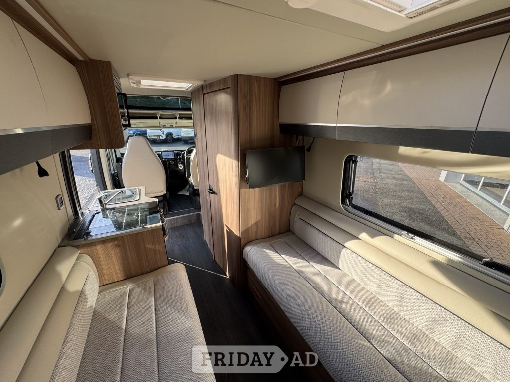 [2 berth ]Auto-Trail V-Line 610 SE