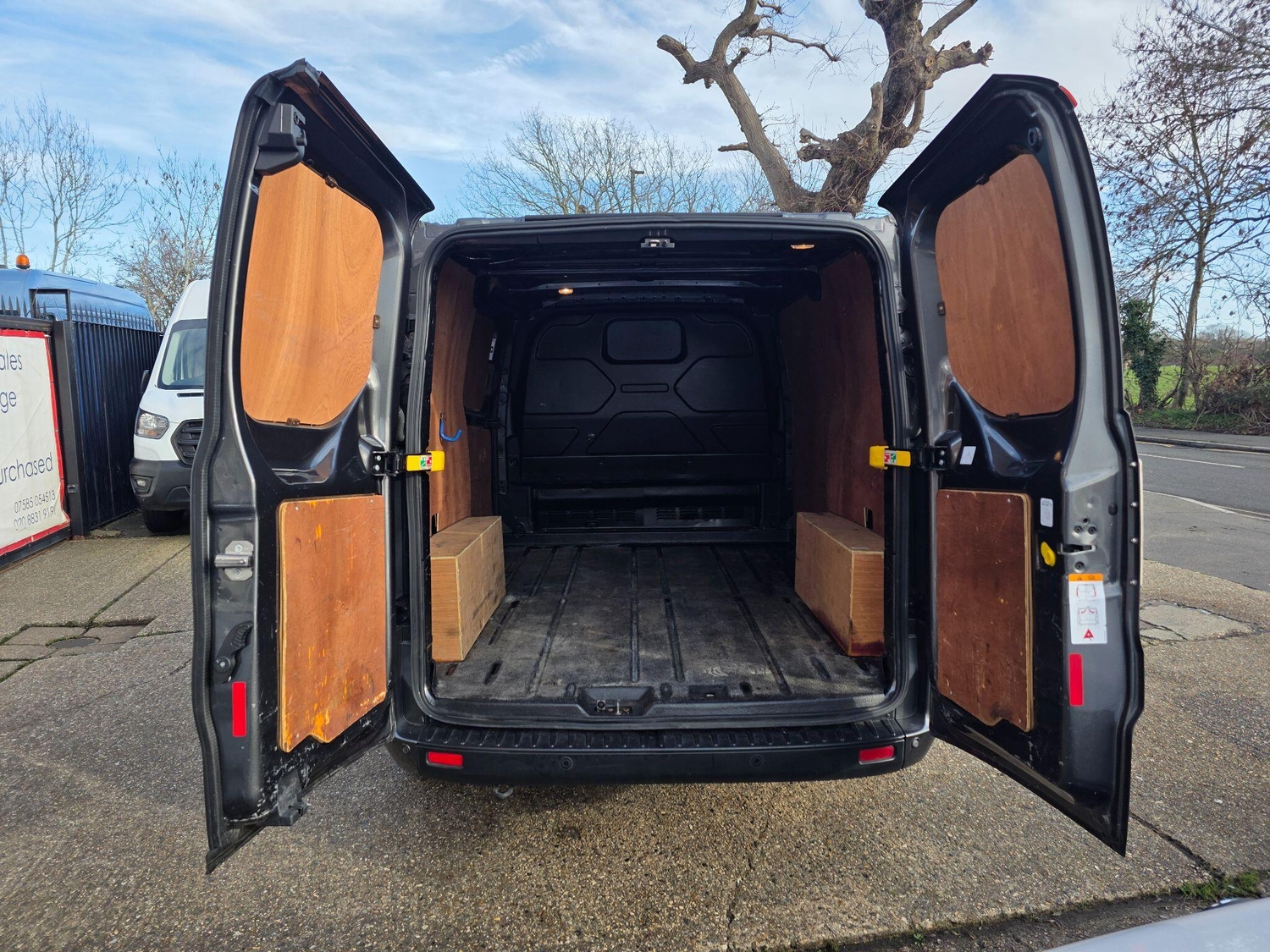 Ford Transit Custom 2022 - Vans & Commercial Vehicles