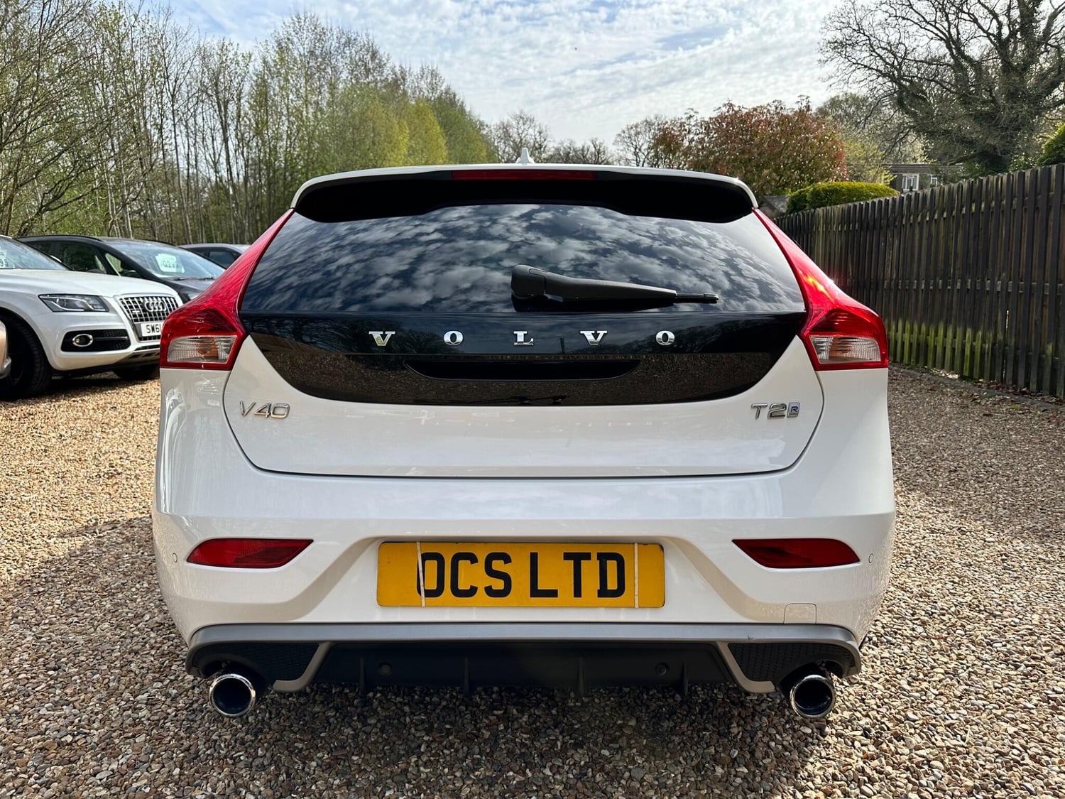 Volvo V40 2018 - Cars